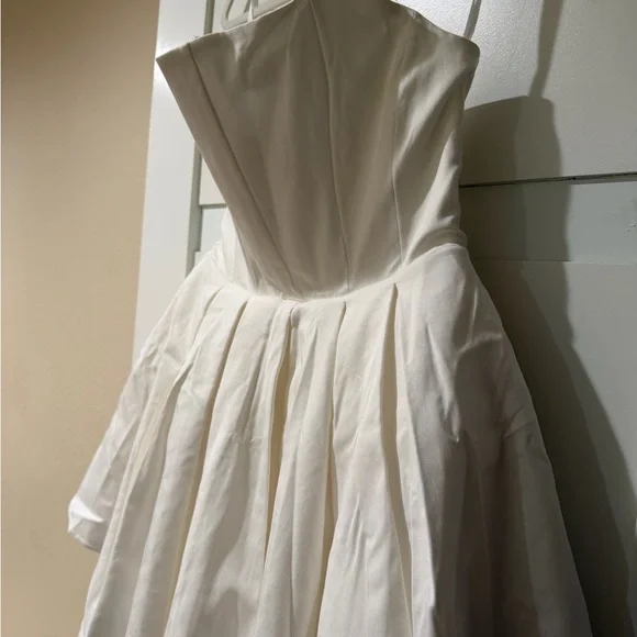 House of CB White Strapless Sweetheart Mini Dress - Picture 5 of 10